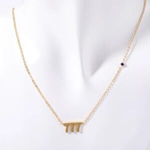 Elegant Gold Necklace with Artistic Pendant